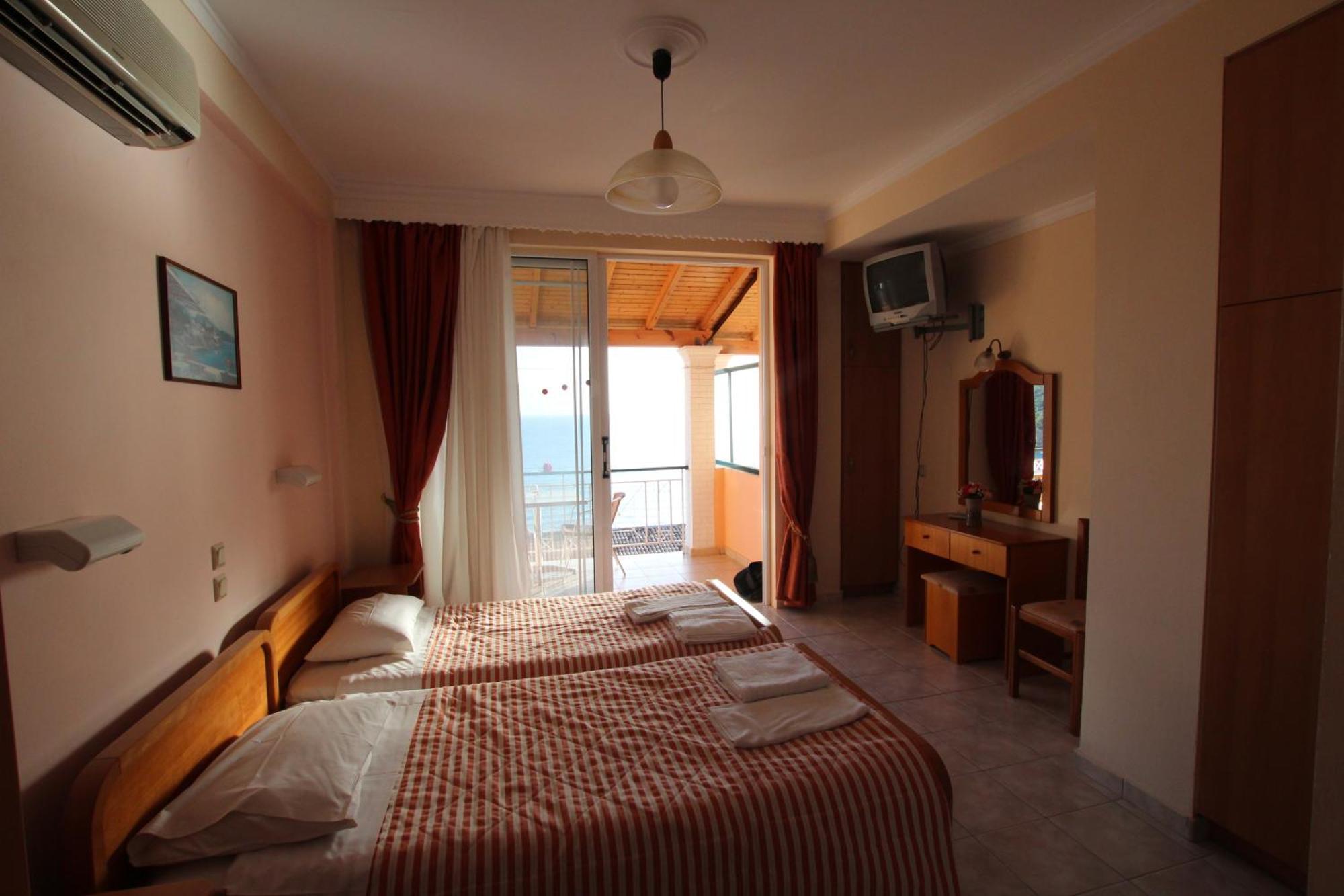 Lido Sofia Holidays Agios Gordios  Rum bild