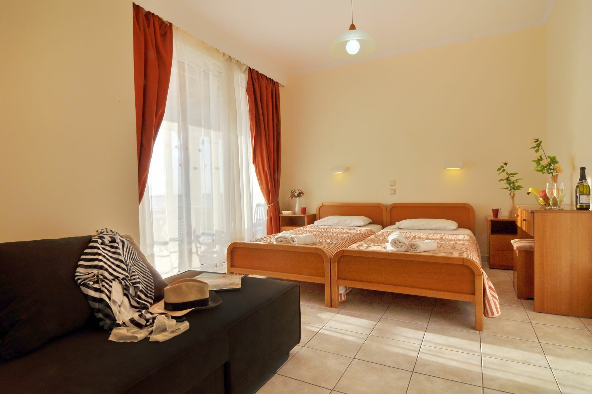 Lido Sofia Holidays Agios Gordios  Exteriör bild